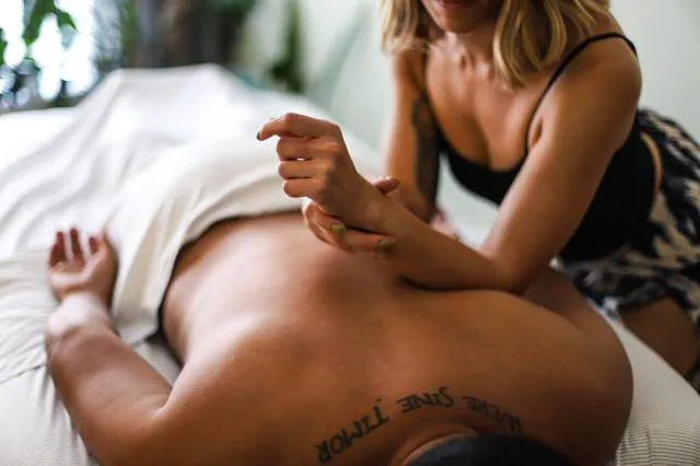 LOOKING FOR THE BEST AND QUALITY MASSAGE SERVICES HERE IS THE RIGHT PLACE TO BE. Trust me