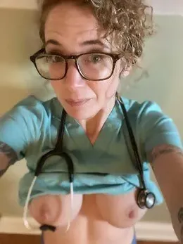 Sexy Nurse 💋Hospital off now👅 Don't miss your chance 👅