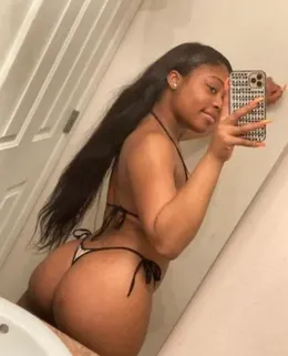 BEAUTIFUL LATIN GIRL WITH A GREAT ASS🍑🔥WITH THE BEST PRICES AND THE BEST SERVICES AVAILABLE🤭🔥