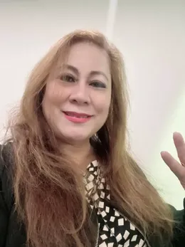Hello I'm Evelyn a professional nuru therapist, am available for full body massage and hookups text 