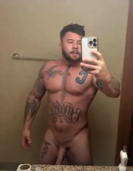 SEXY MALE STRONGMAN 4 YOU