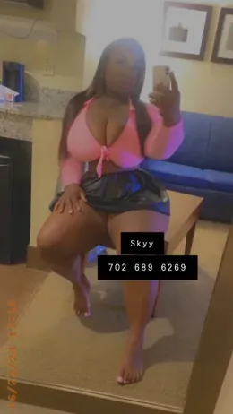 Skyy | Your Curvy BBW SEXYY BIG GIRL Big Booty Goddess!! 2 Girl Special💦🍑