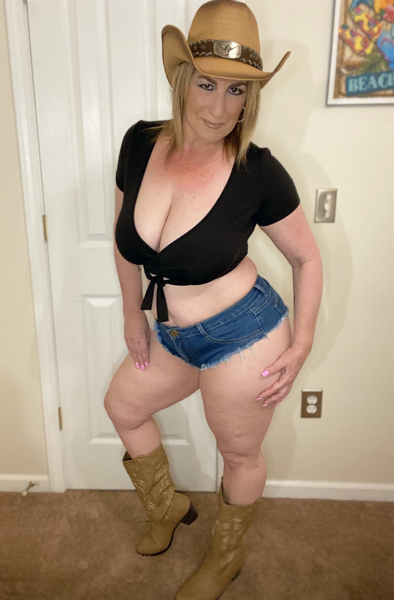 ✅🥰MATURE WIDOW (DOGGY STYLE SPECIALS)💛BBJ💋Availability Day or Night☘HORNY