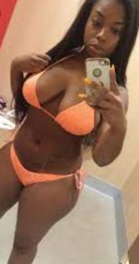 810-268-4783 Flint Escorts  Peaches