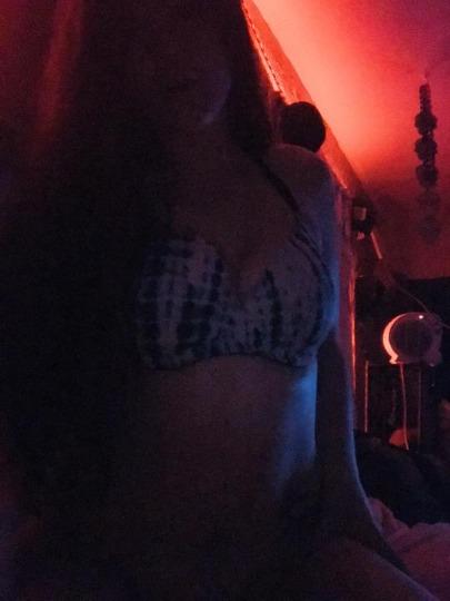 330-845-7997 Akron/Canton Escorts  COLA