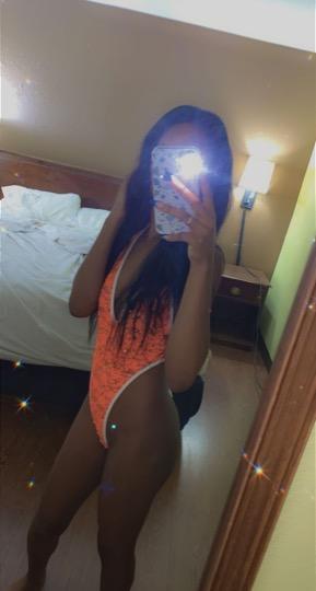 502-512-3331 Minot Escorts  Lexi