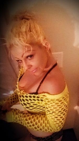 702-847-3221 Mohave County Escorts  Allie