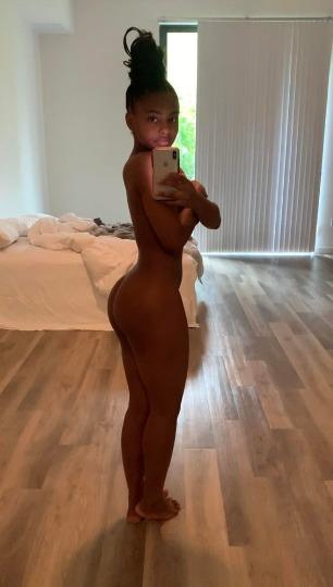 🌟 SEXY SLIM AND BEAUTIFUL✨ LETS PLAY✨ INCALL AND OUTCALL 🏩