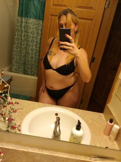 220-228-2321 Columbus OH Escorts  IVORY